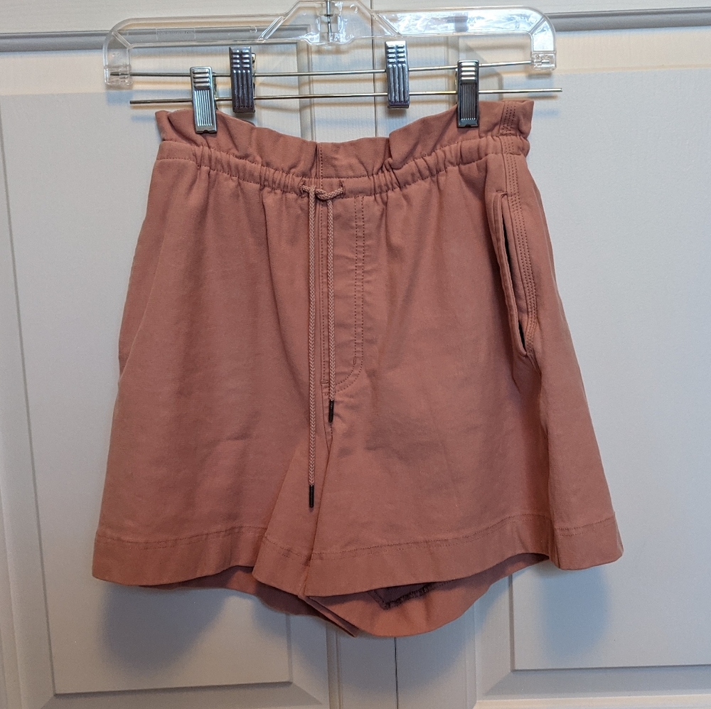 UNIQLO Women's Pink Shorta